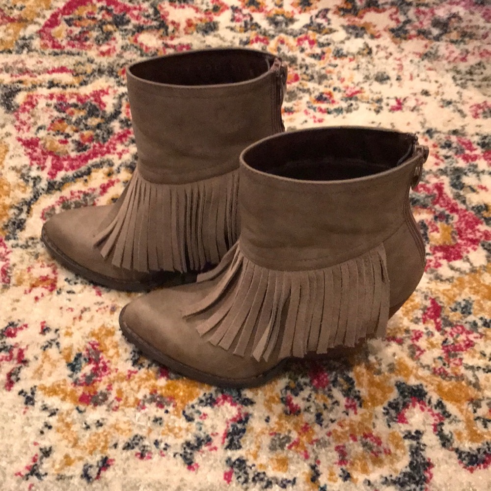 Very Volatile Fringe Booties